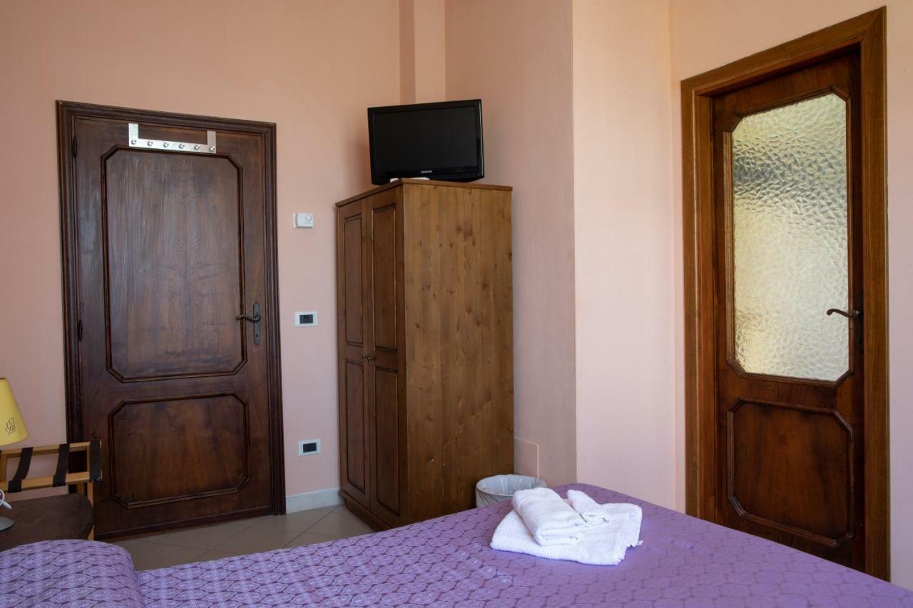 Borgo Nuovo San Martino Ambra Exterior foto
